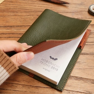 Copertina in pelle per quaderni con copertina morbida in formato A6/A5 - adatta per agenda Hobonichi, Midori, Muji, Apica, Nanami Minerva Box Pelle pieno fiore