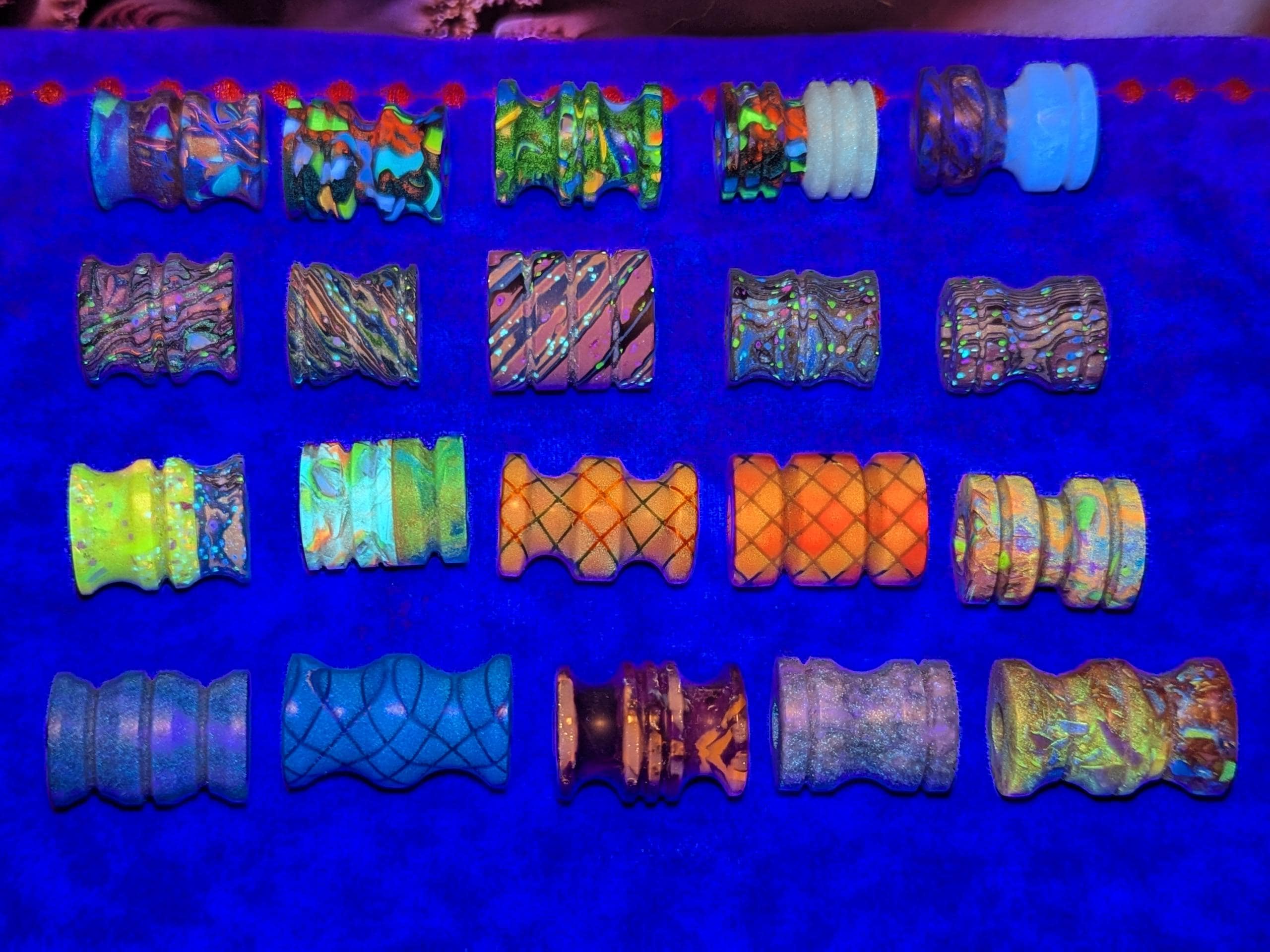 Glow Beads, EDC Bead, Lanyard Bead, Paracord Lanyard