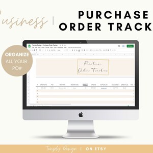 Pode incluir: Um ecrã de computador a mostrar um modelo de folha de cálculo para um rastreador de encomendas de compra. A folha de cálculo é intitulada "Purchase Order Tracker" e tem colunas para a data da encomenda, o nome do artigo, o fornecedor, a quantidade, a data de expedição, a linha do fornecedor, a encomenda valorizada, o valor da encomenda e as notas. O texto "Organize all your PO#" está num círculo no lado esquerdo do ecrã. O texto "Fully Editable" e "Instant Download" estão em caixas no lado direito do ecrã. O texto "Template Design | ON ETSY" está na parte inferior do ecrã.