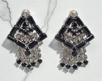 Vintage Warner Black Rhinestone Chandelier Clip-On Earrings | Art Deco Style