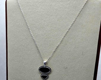 Vintage Avon Silver Tone Chain with Double Pendant Oval Teardrop Design