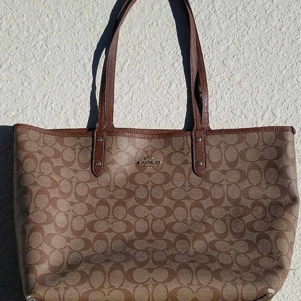 REVERSIBLE COACH Signature Tote, Brown Coach Purse, Reversible Canvas City Tote Coach, Coach Collection, Coach Handbag, Coach Shoulder Bag!