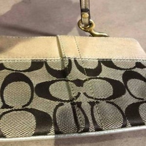 COACH Small Wristlet, Coach Ladies Small Wristlet, Coach Coin Purse, Coach Khaki Brown Wristlet