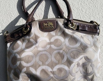 バッグ Coach Pink Op Art Madison mini Bag Coach Pink Op Art Madison mini Bag