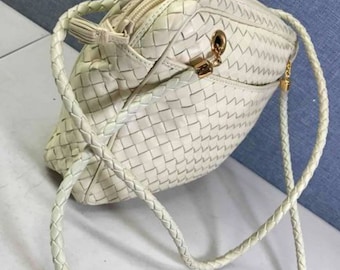 Used] BOTTEGA VENETA Intrecciato Shoulder Bag Leather Ivory White