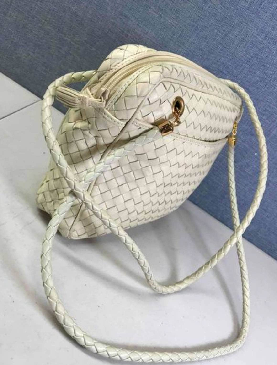 Bottega Veneta Baguette Pochette Chain Bag in White