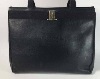 【関税負担】 SALVATORE FERRAGAMO VARA TOTEBAG Ferragamo Vara Bow Blue Smooth Leather Tote - 1DXS2B | JTV