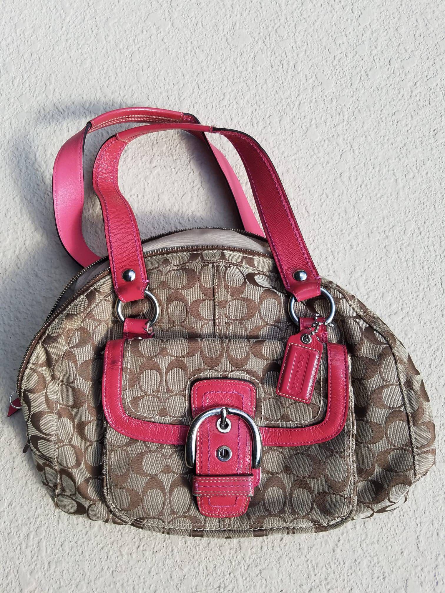 FUN COACH PINK Purse, Coach Collection, Coach Shoulder Bag, Coach Handbag,  Coach Signature, Coach Purse!