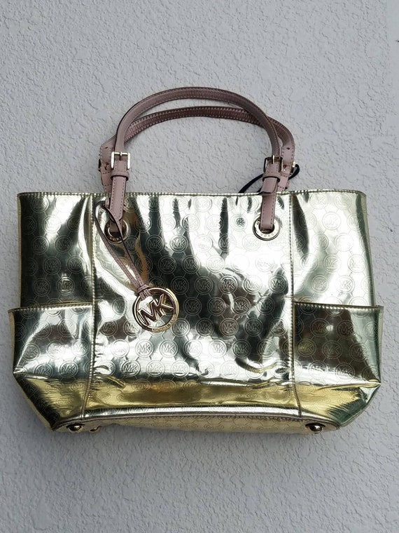 Michael Kors Jet Set Medium Camera Bag Pale Gold | Camera Bag