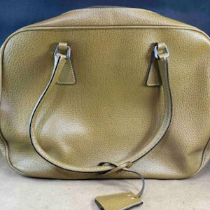 Sexy PRADA PURSE, Prada Handbag, Prada Vintage Purse, Prada Leather Handbag, Prada Bag, Prada Vintage Handbag!!