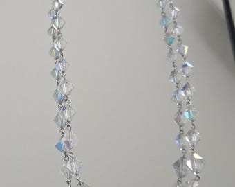 Stunning Vintage Aurora Borealis faceted glass crystal necklace choker Art deco necklace Excellent condition Fish hook closure
