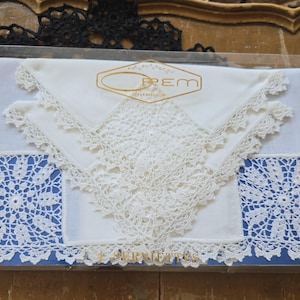 Preciosas servilletas vintage Servilletas Orem en caja original Servilletas blancas Servilletas Servilletas de algodón x 4 con bordes de crochet Servilletas de cena sin usar