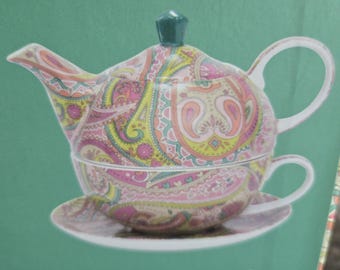 Delightful Liberty The Cadbys Deluxe Tea for One set Aldi x Liberty Limited edition In box Great colours Teapot, cup & saucer