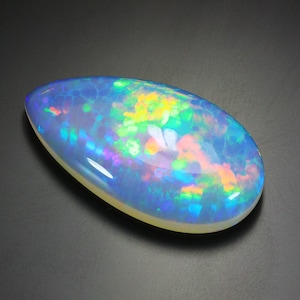 Shimmering /Natural Ethiopian White Opal Cab/13.05Ct Top Quality Gem