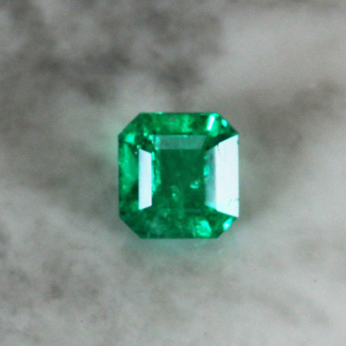 Sparkling Natural GRS Certified 0.91Ct Colombian Emerald Minor | Etsy