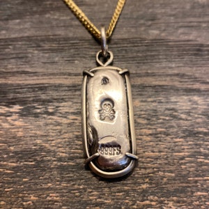 Ciondolo a barra in argento .999 colato a mano – Castone rustico in argento sterling, gioiello da investimento da mezzo oncia