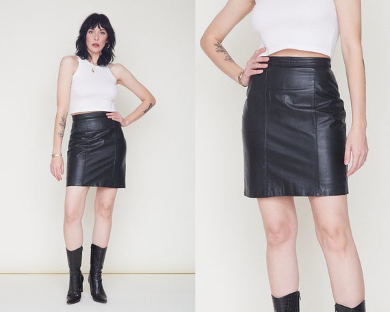 Vintage 90s Black Leather Mini Skirt / High Waiste