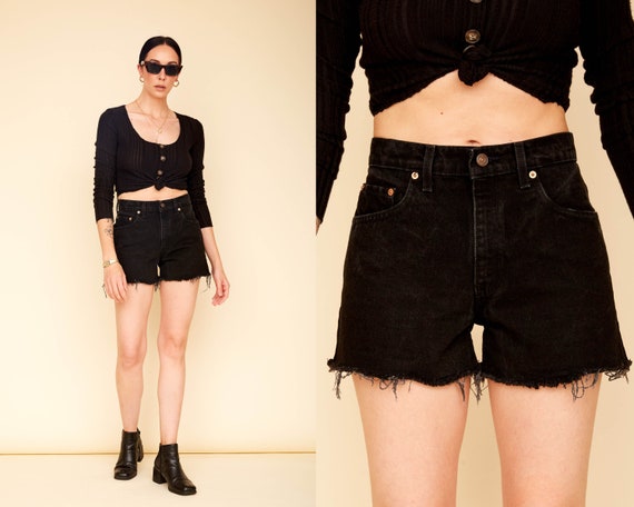 Vintage 90s Levi’s 550 Black Denim Jean Shorts / H