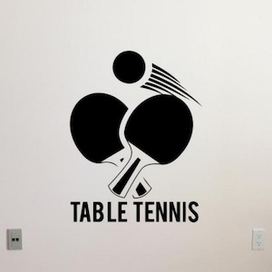 Calcomanía de vinilo para pared de tenis de mesa, Logo de Ping Pong, letrero para puerta de ventana, decoración de gimnasio en casa, póster, arte de pared, jugador de tenis, regalo, plantilla Mural 12te