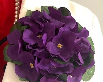 African Violet Corsage// DST African Violet Flower Pin//Purple Flower Corsage//Delta Sigma Theta African Violet Cluster Corsage