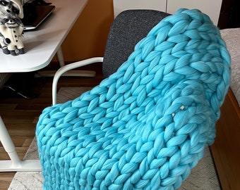 Chunky Knit 100% Merino Wool Blanket, Soft Cozy Throw