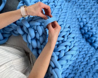Super Chunky Vegan Yarn, Arm Knitting, DIY Knit Blanket