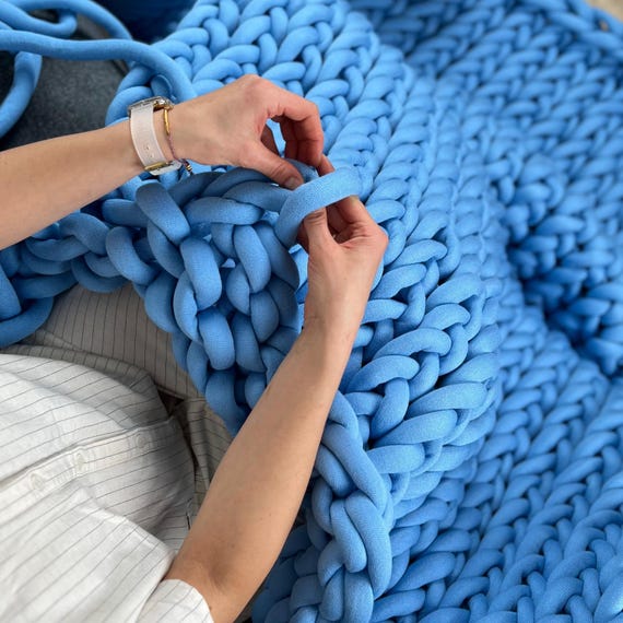 Arm knitting chunky yarn discount