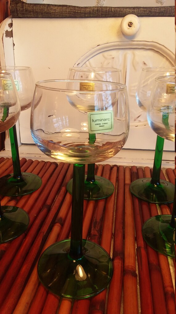 Featured image of post Luminarc Green Stem Wine Glasses