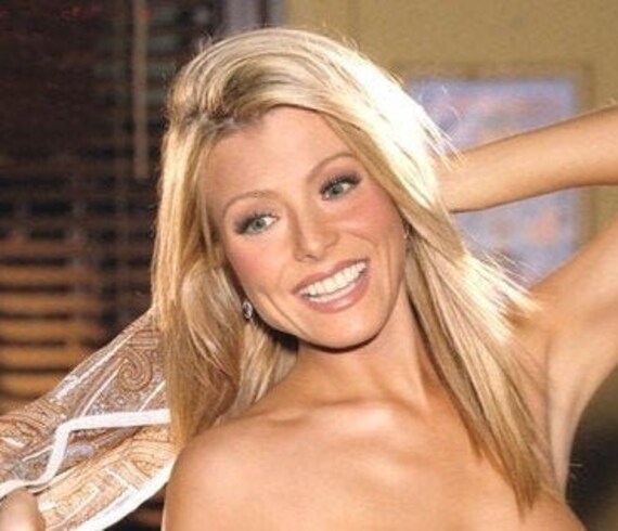 Nude pics of kelly ripa