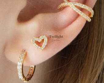 Crystal Heart Stud Earring, Lobe Stacker Earring, Helix Stud, Barbell Earring, Tragus Piercing, Cartilage Earring, Conch, 16 Gauge Earring