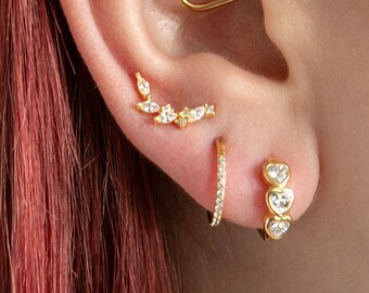 Gold Crystal Crawler Earrings, Ear Crawler Earrings, Ear Climber, Long Crawler Cuff, Simple Earrings, Curved Crawler Earring, Stacking Stud