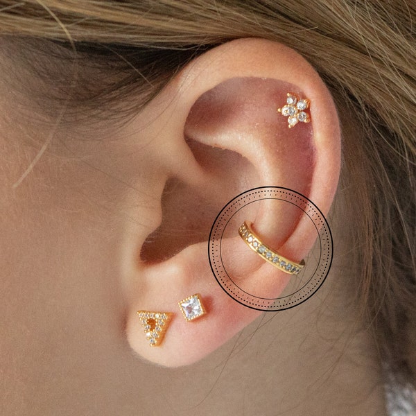 Crystal Ear Cuff, Geometric Ear Cuff, Faux Cartilage Earring, Faux Conch Hoop, Ear Wrap, Non Piercing Earring, Layering Ear Cuff