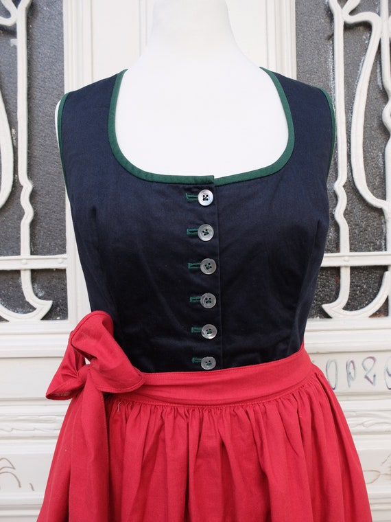 Dirndl with apron, vintage dirndl, black red green