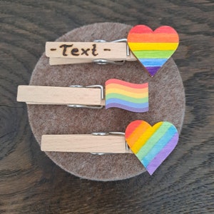 Wäscheklammer mit Regenbogen, individuell beschriftet