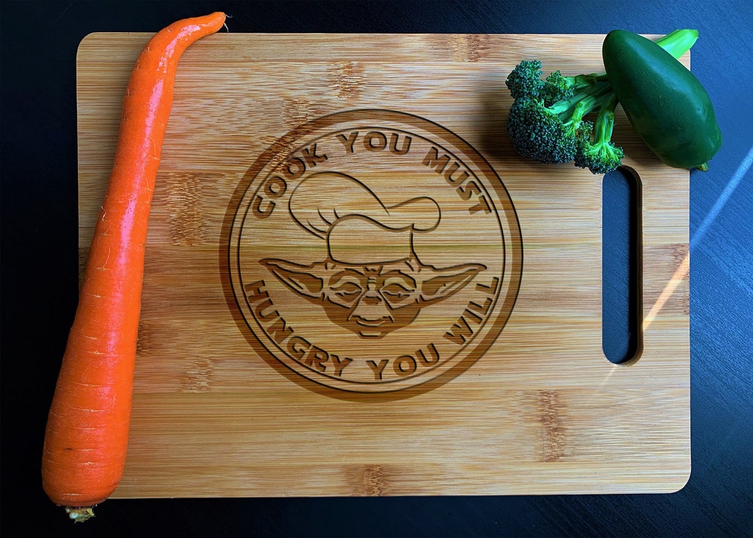 Mandalorian Baby Yoda Star Wars Disney Inspired Cheese, Cutting Wood Board  Kitchen Decor Engraved Cooking Art Gift, Star Wars Wall Art 
