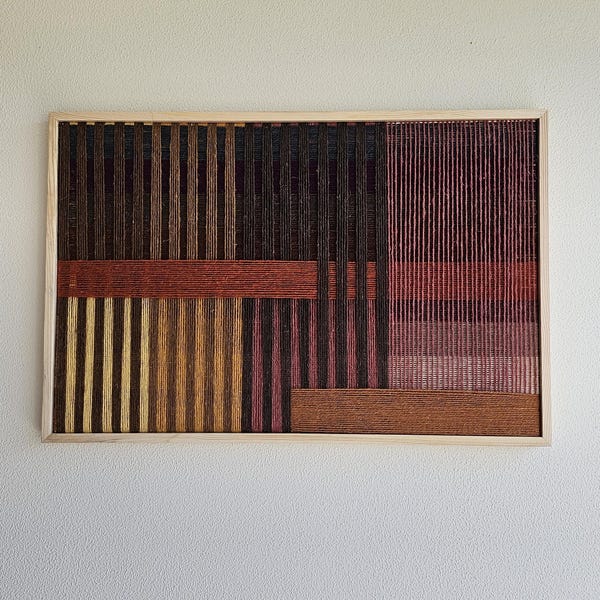 Colgante de pared de macramé / Colgante de pared de macramé moderno / Decoración del hogar / Regalo de inauguración de la casa / Imagen geométrica / Tejido enmarcado