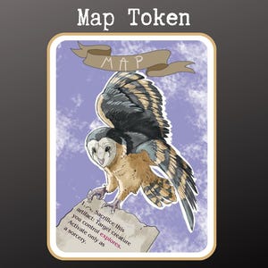 Könnte beinhalten: Eine rechteckige Spielkarte mit dem Titel Map Token, die eine Schleiereule mit schwarzen, weißen und braunen Federn zeigt. Die Eule sitzt auf einer Steinplatte mit dem Text: 1, Sacrifice this artifact: Target creature you control explores. Activate only as a sorcery.