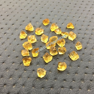 50 Pieces Natural Citrine Stone Raw Size 4-6 MM Yellow Citrine Cluster Raw Healing crystal stones,Loose citrine,rough citrine Wholesale