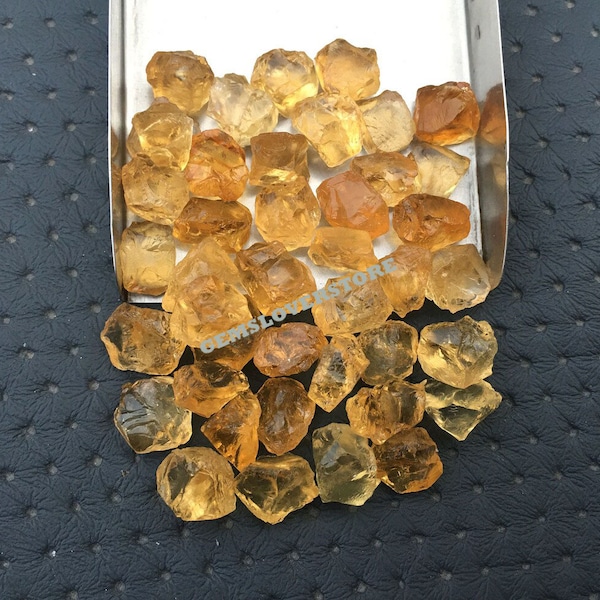 50 Stück natürliche Citrine Stein Raw Größe 6-8 MM Citrine Rough Healing Kristallsteine, lose Citrin, Herstellung von Schmuck Citrine Wholesale Raw