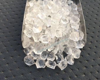 ブラジル産クリアクォーツクリスタル50個：原石（6～8mm）