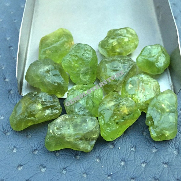 5 Piece Gemstone Rough 13-14 MM,Peridot Gemstone Raw,Powerful stone Dainty Peridot Rough, Natural Peridot Raw August Birthstone Crystal Raw