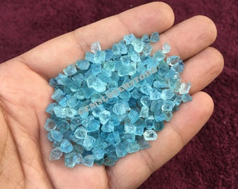 50 Pieces Natural Rough Stones,Size 2-4 MM Aquamarine Raw Stones,Blue Aquamarine Crystals Raw,Unpolished Aquamarine Rough, Genuine Aqua Raw