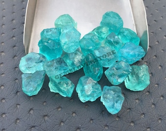25 Pieces Raw 8-10 MM Raw Blue Apatite Gemstone,Natural Blue Apatite Raw Stone,Apatite Rough Gemstone,Apatite Raw Loose Gemstone Rough