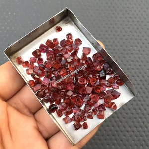 50 Piece Tiny Garnet Rough,Size 2-4 MM Natural Red Garnet Gemstone Rough,January Birthstone Tiny Raw,Loose Gemstone garnet Crystal Wholesale