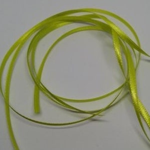 Ruban satin 3mm de 1.50m coloris vert