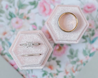 Peachy Cream Two Slot Velvet Ring Box