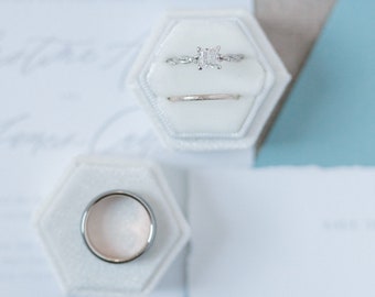 White Two Slot Velvet Ring Box