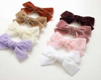 Maxi Velvet Baby Bow: Newborn Nylon Headband