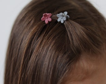 Matte Mini Claws Flower Hairclip (Options) Toddler Hair Clips, Girl Clips, Cute Clips, Baby Girl Gift, Hair Clip, Baby Hair Clip