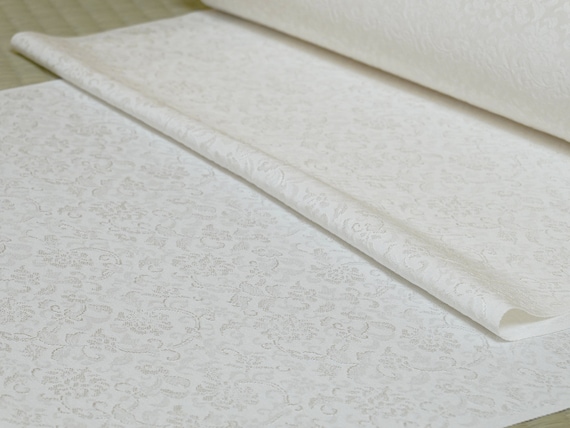 White Tango Chirimen Silk Crepe "Karakusa" COMPLETE BOLT, made in Japan / Japanese Finest Kimono White Silk